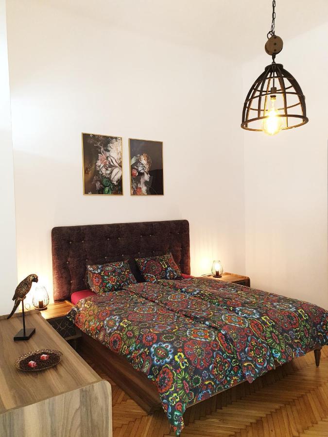 Sunny And Spacious Apartment Near City Centre Vienna Exterior photo