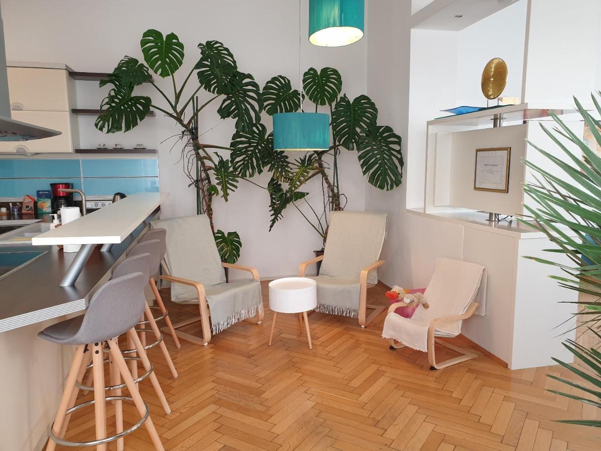 Sunny And Spacious Apartment Near City Centre Vienna Exterior photo