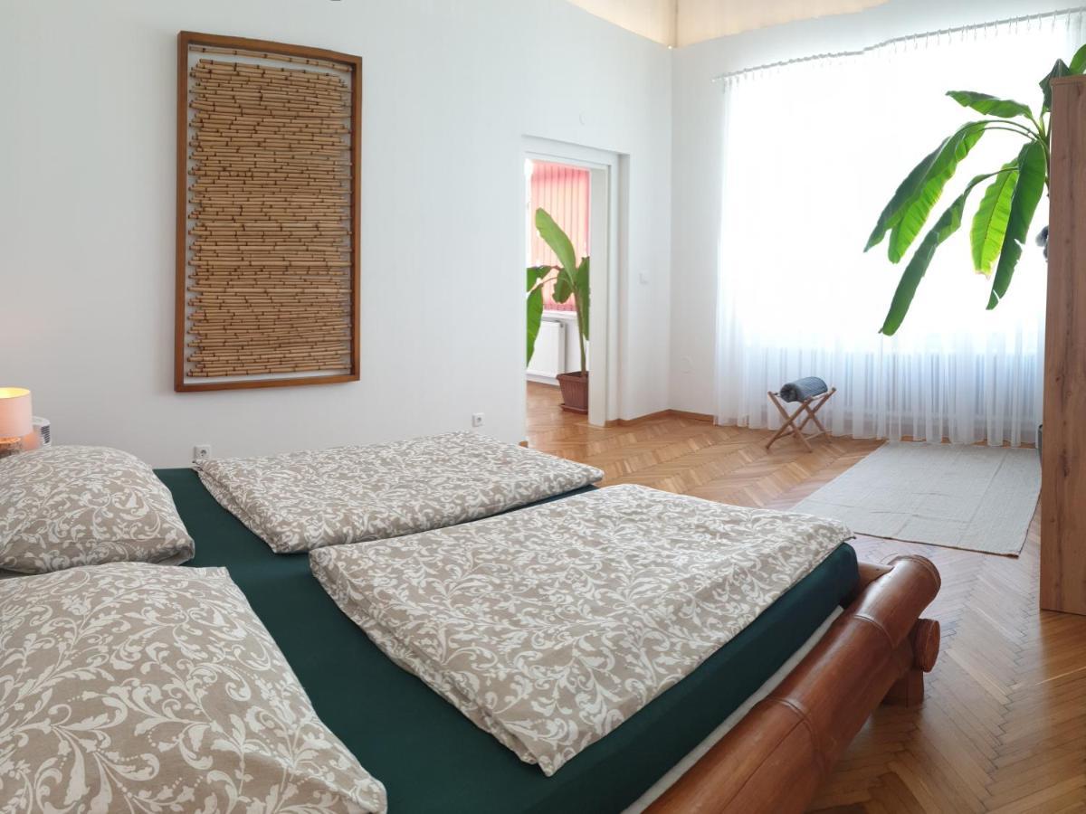 Sunny And Spacious Apartment Near City Centre Vienna Exterior photo